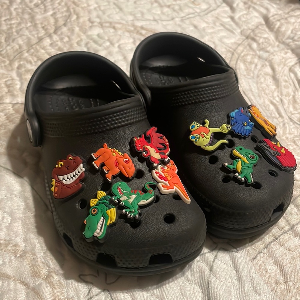 Toddler crocs